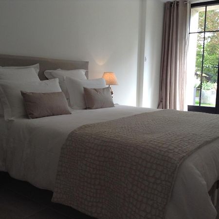 Bed and Breakfast La Grange d'Aunis à Aigrefeuille-dʼAunis Extérieur photo