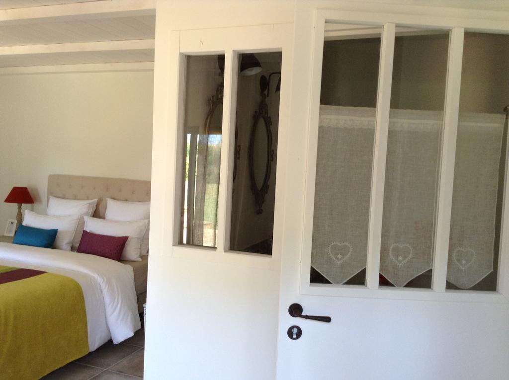 Bed and Breakfast La Grange d'Aunis à Aigrefeuille-dʼAunis Chambre photo