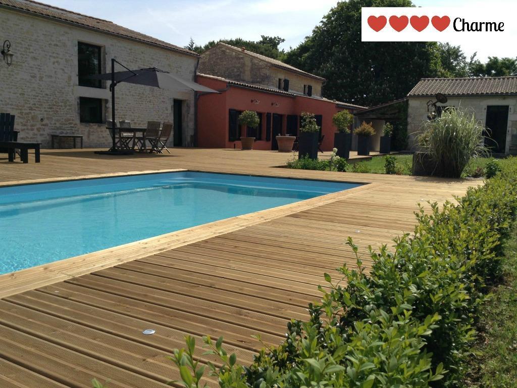 Bed and Breakfast La Grange d'Aunis à Aigrefeuille-dʼAunis Extérieur photo